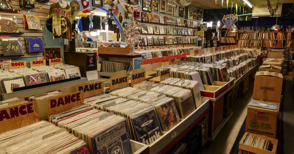 How to Store Vinyl Records