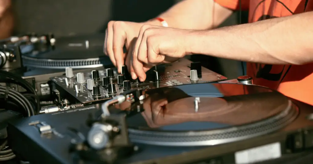 The Evolution of Turntables DJ Turntablism